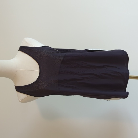 NWT Lululemon size 6 black twist and train tank - Picture 2 of 9